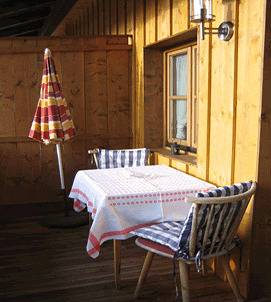 Ganze Ferienwohnung, Beim Christal - Ein-Raum-Ferienwohnung 20qm, Dusche/Wc, Kochecke, Balkon in Reit im Winkl, Bayerische Alpen