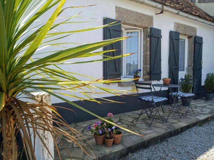 Two-Bedroom House in Mailhac-sur-Benaize, Région de Bellac