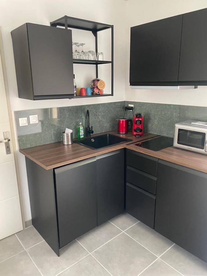 Location de vacances pour 3 personnes, avec jardin et piscine à Malemort-du-Comtat - 4