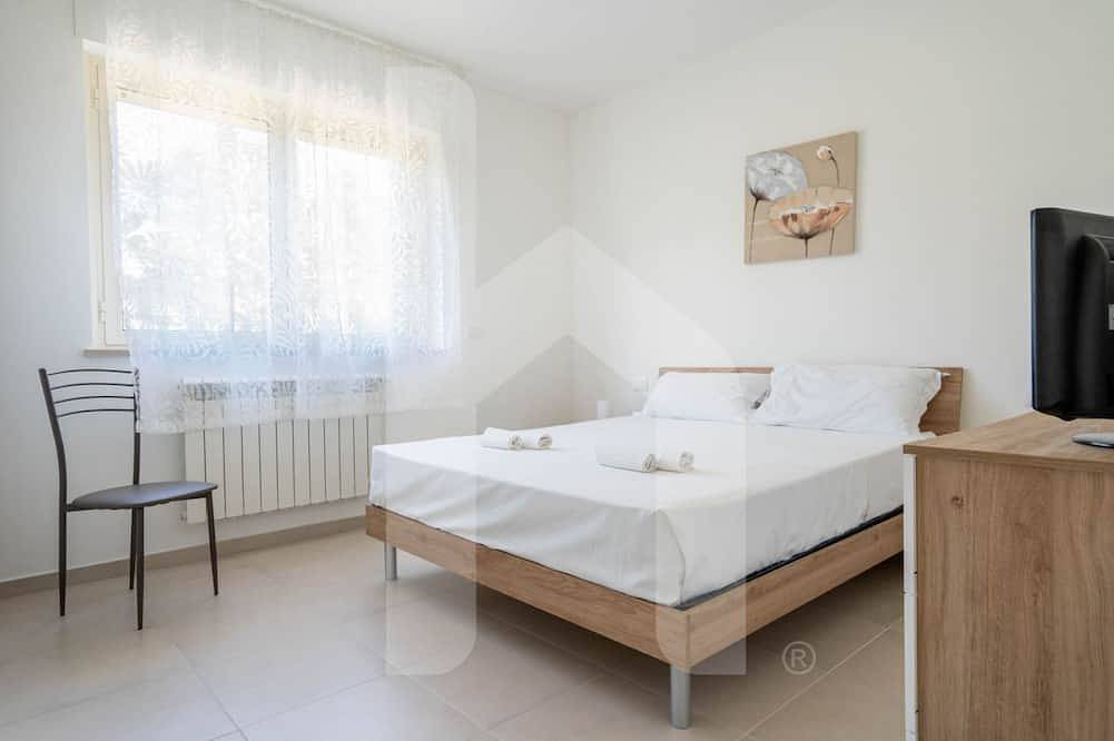 Entire apartment, Homiday - Residence Merope Ground Floor in Foggetta, Teramo Province