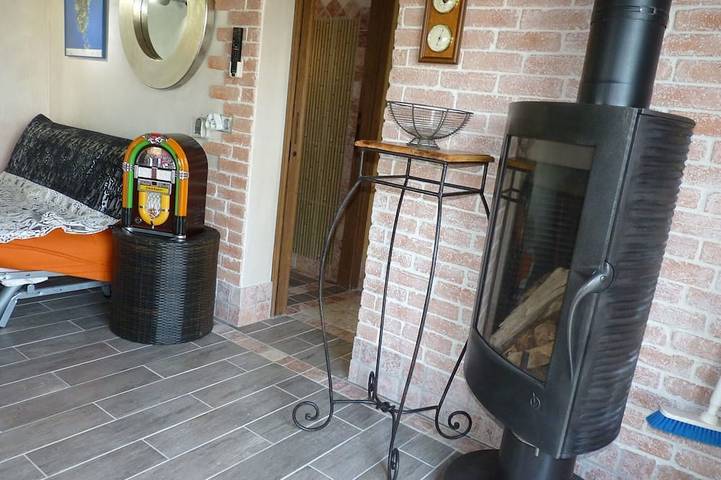Gîte pour 4 personnes, avec terrasse et jardin à Ventiseri - 2
