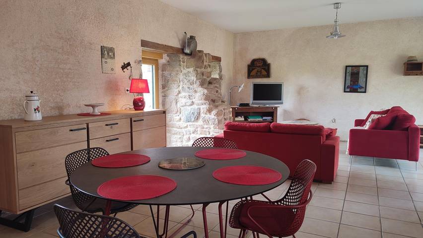 Gîte pour 5 personnes, avec jardin et terrasse
