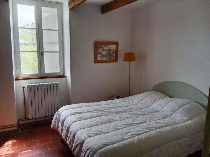 Gîte pour 6 personnes, avec vue ainsi que jardin et piscine à Lagorce - 3