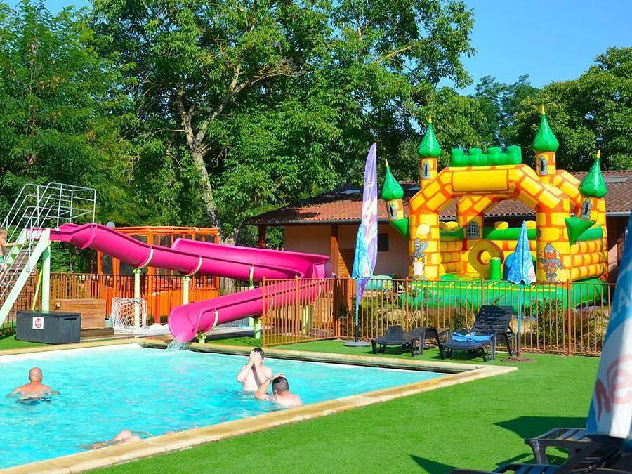 Camping pour 4 Personnes dans Rieux-de-Pelleport, Ariège