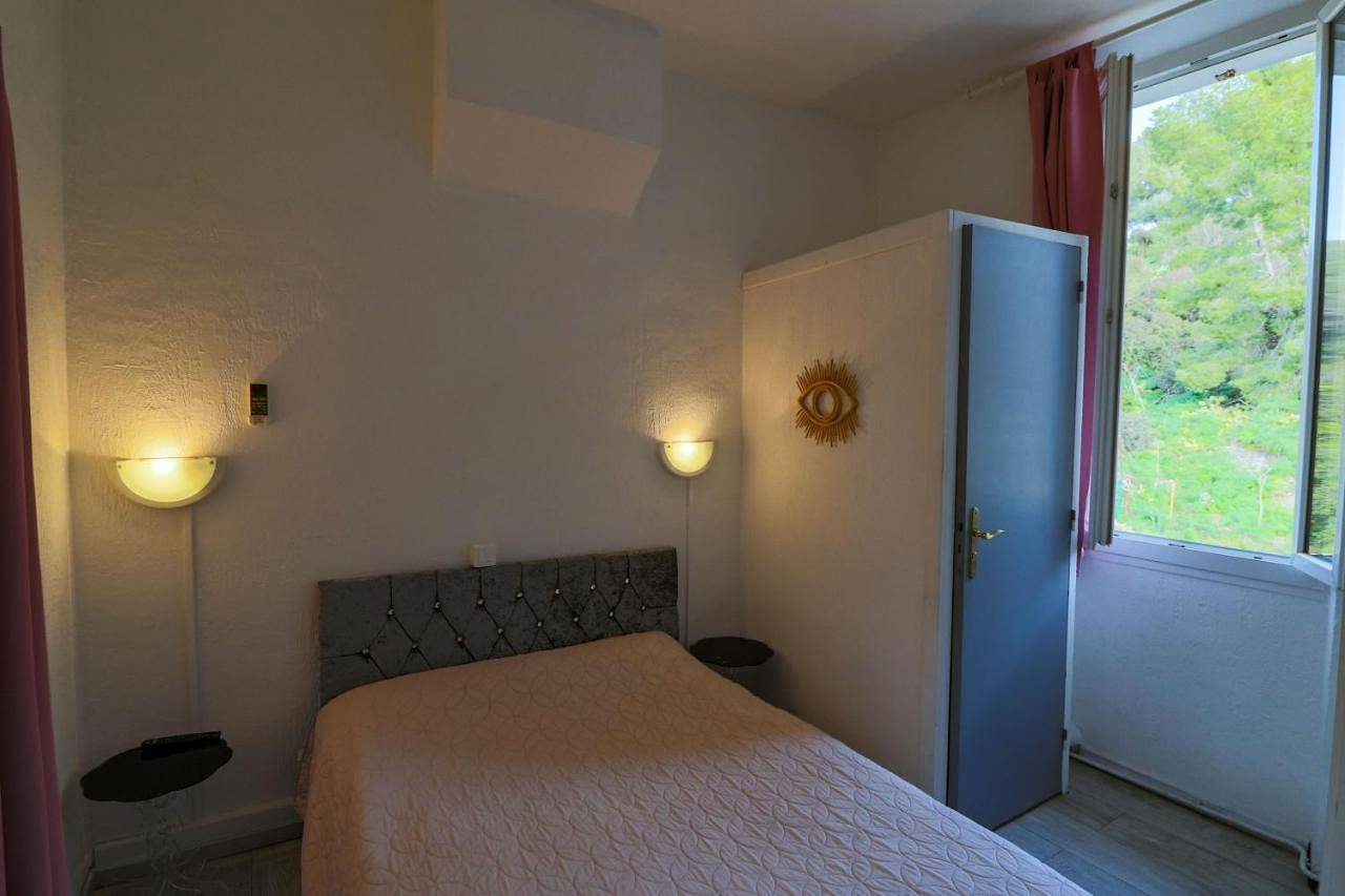 Le Telo in Saint-Mandrier-sur-Mer, Côte méditerranéenne (France)