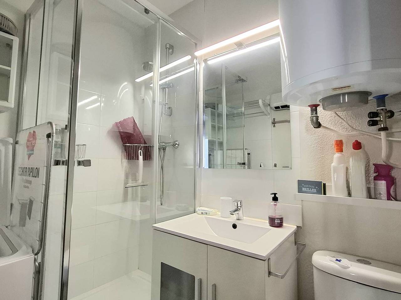 Studio entier, Studio cabine fonctionnel avec jardinet à Bolquère in Bolquère, Parc naturel régional des Pyrénées catalanes