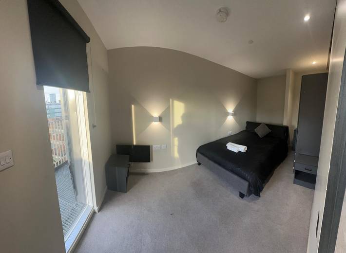 Vacation apartment for 4 people, with balcony, kid friendly in Manchester