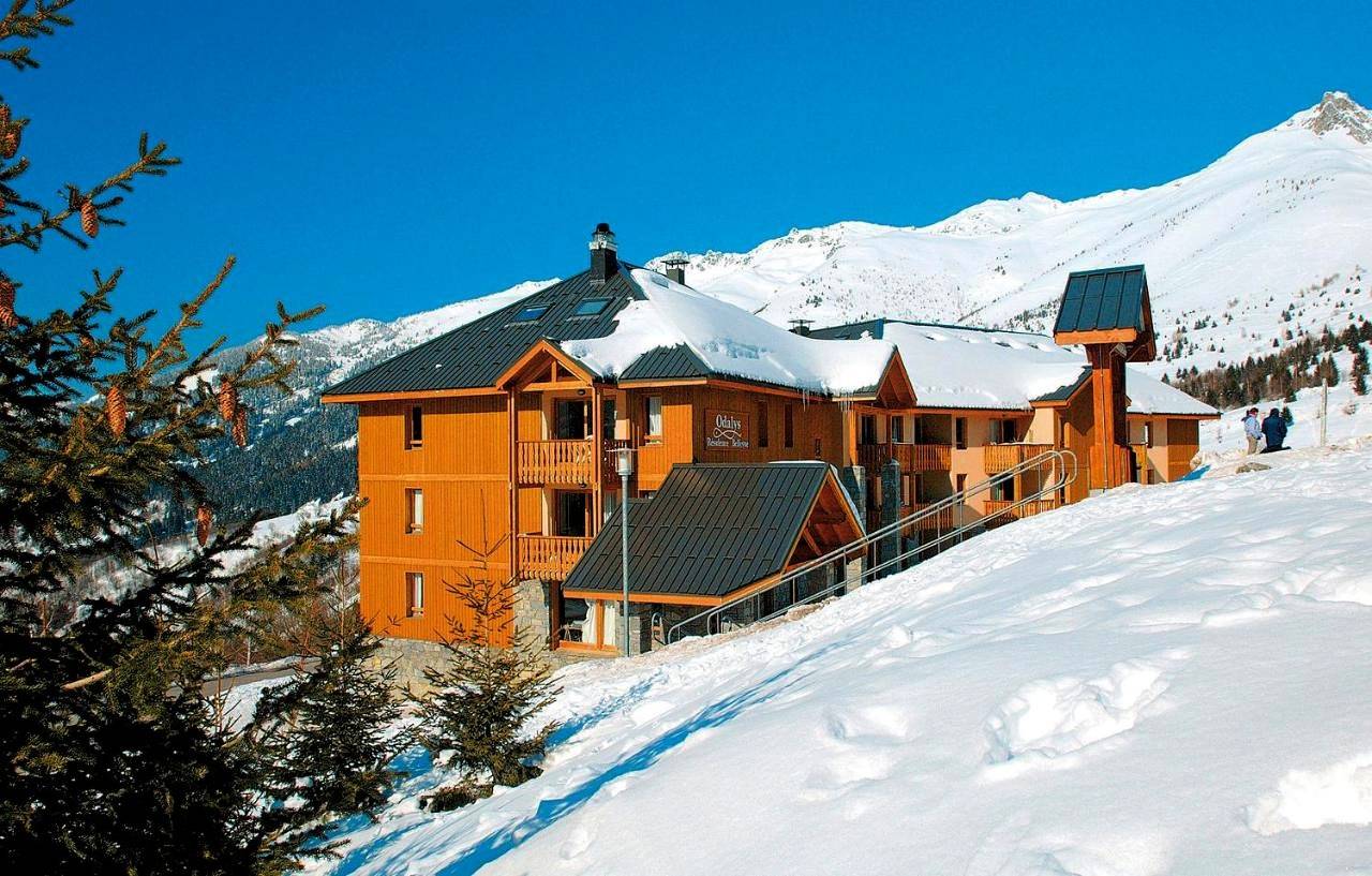 2-Room Apartment - 4 people in Saint-François-Longchamp, Le Grand Domaine