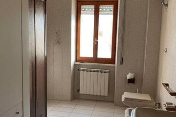 Villa pour 4 Personnes dans Infernetto, Rome, Photo 4