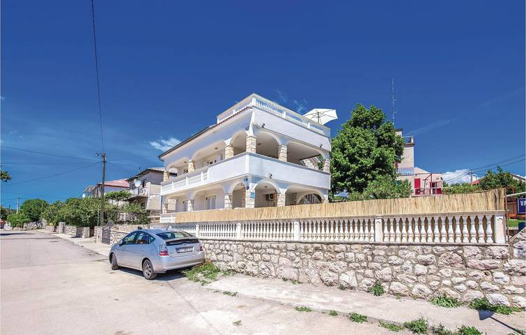 Ferienhaus für 10 Personen, mit Terrasse, mit Haustier in Novi Vinodolski - 2