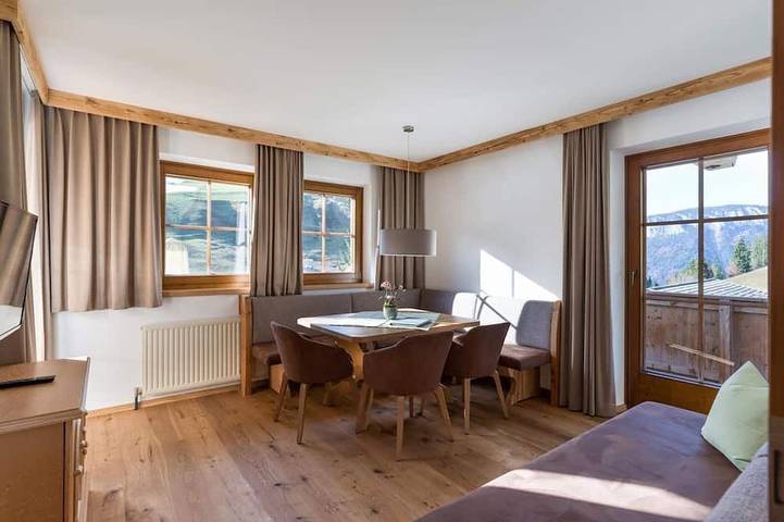 Hütte für 5 Personen, mit Garten und Balkon in Söll
