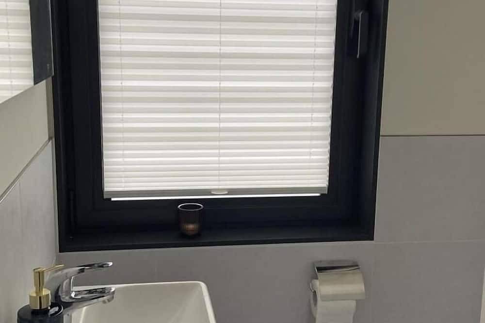 Ganze Wohnung, Hausboot für 5 Gäste mit 45m² in Höxter (246730) in Höxter, Kreis Höxter