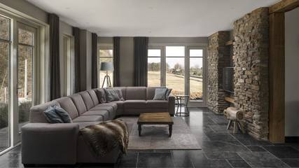 Ferienhaus für 18 Personen, mit Whirlpool und Pool sowie Garten und Sauna in Noordwijk