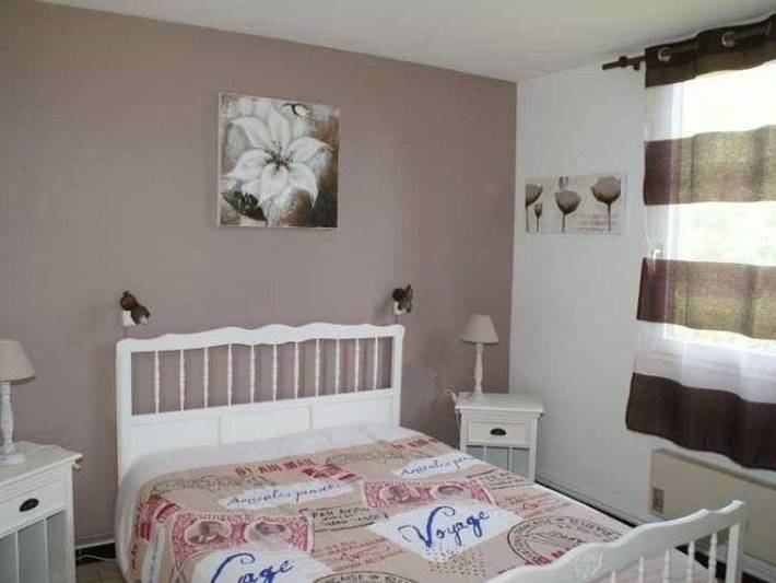 Location de vacances pour 2 personnes, avec terrasse à Isle-et-Bardais - 3