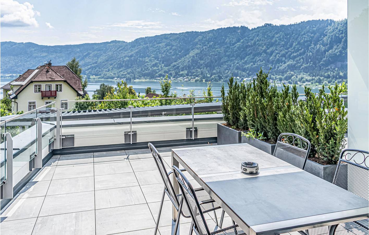 Ganze Ferienwohnung, Gemütliche 1-Zimmer-Wohnung nur wenige Schritte vom Skigebiet Gerlitzen entfernt in Treffen am Ossiacher See, Gerlitzen