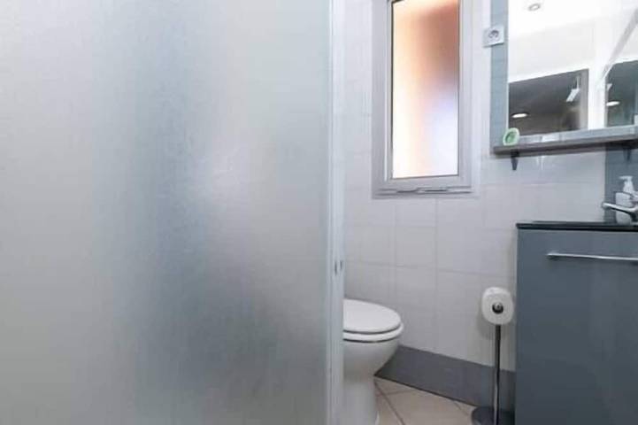 Gîte pour 4 personnes, avec piscine dans Port des Oursinières - 4