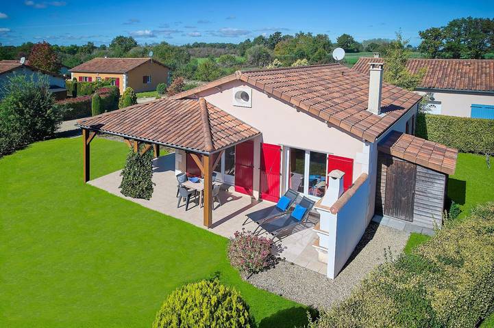 Holiday home for 4 people, with pool - 1