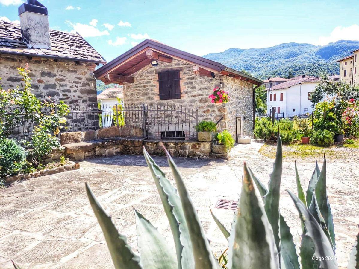 Double Room with Private Bathroom in Corniglio, Parc national des Apennins toscans-émiliens