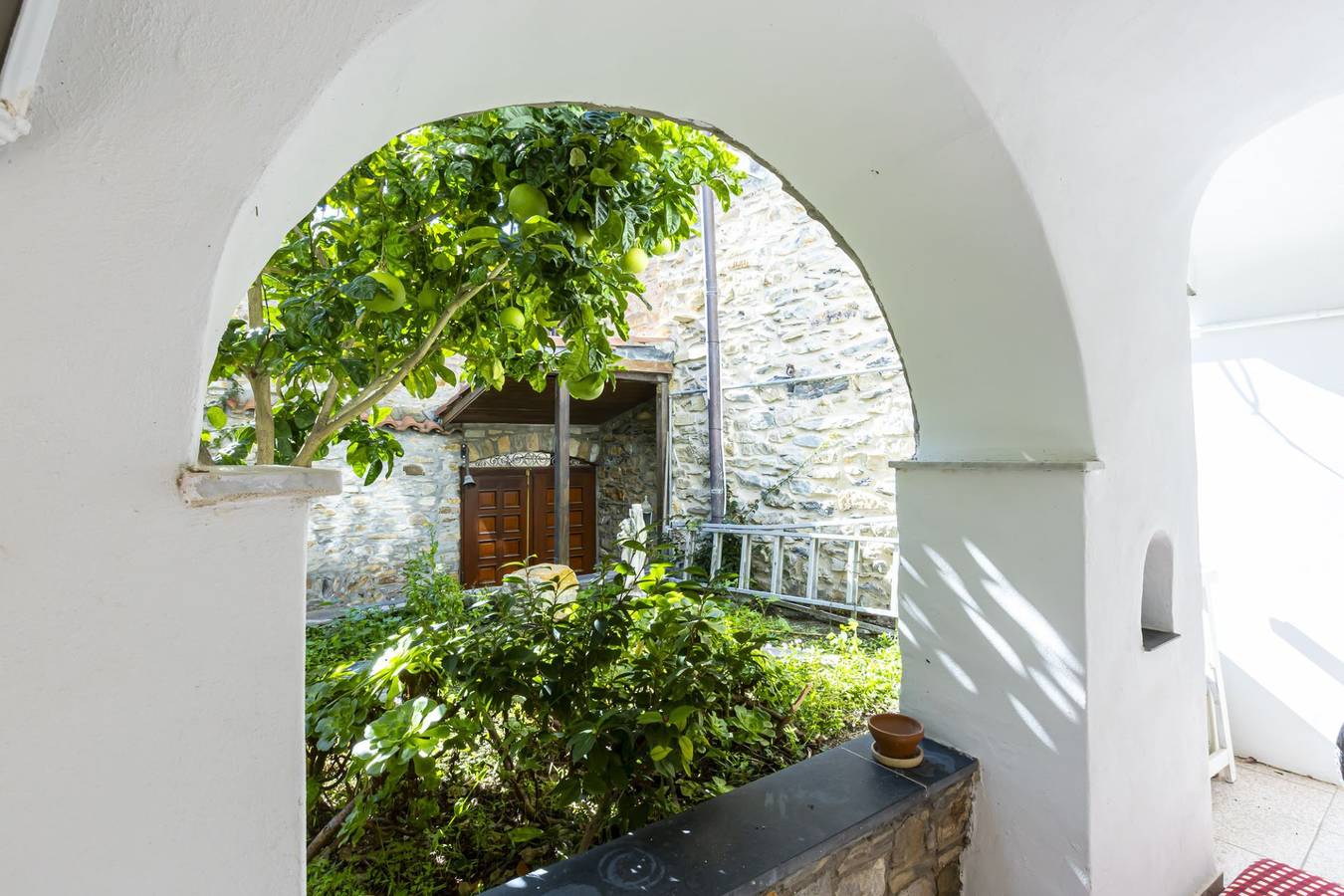 Ganze Ferienwohnung, Casa Jimmy - Tipica casa ligure con giardino in Cipressa, Riviera di Ponente