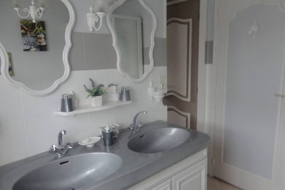 2 Chambres d'hôtes avec salles de bain privées et petit déjeuner compris in Névez, Côte de Cornouaille