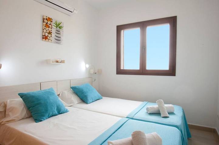 Bungalow für 10 Personen, mit Garten und Pool in Cala d'Or - 3