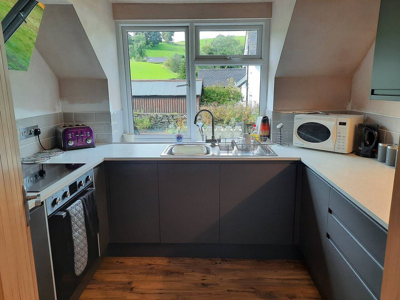 3 Bed Barn - Sleeps up to 6 - Parking - Wifi in Hawkshead, Lake District