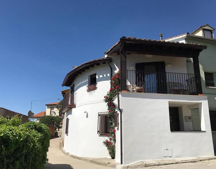 Gîte pour 5 personnes, avec vue et terrasse à Lanzahíta - 2