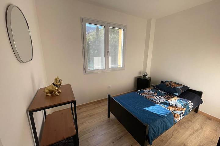 Location de vacances pour 5 personnes, avec jardin et terrasse à Carros - 2