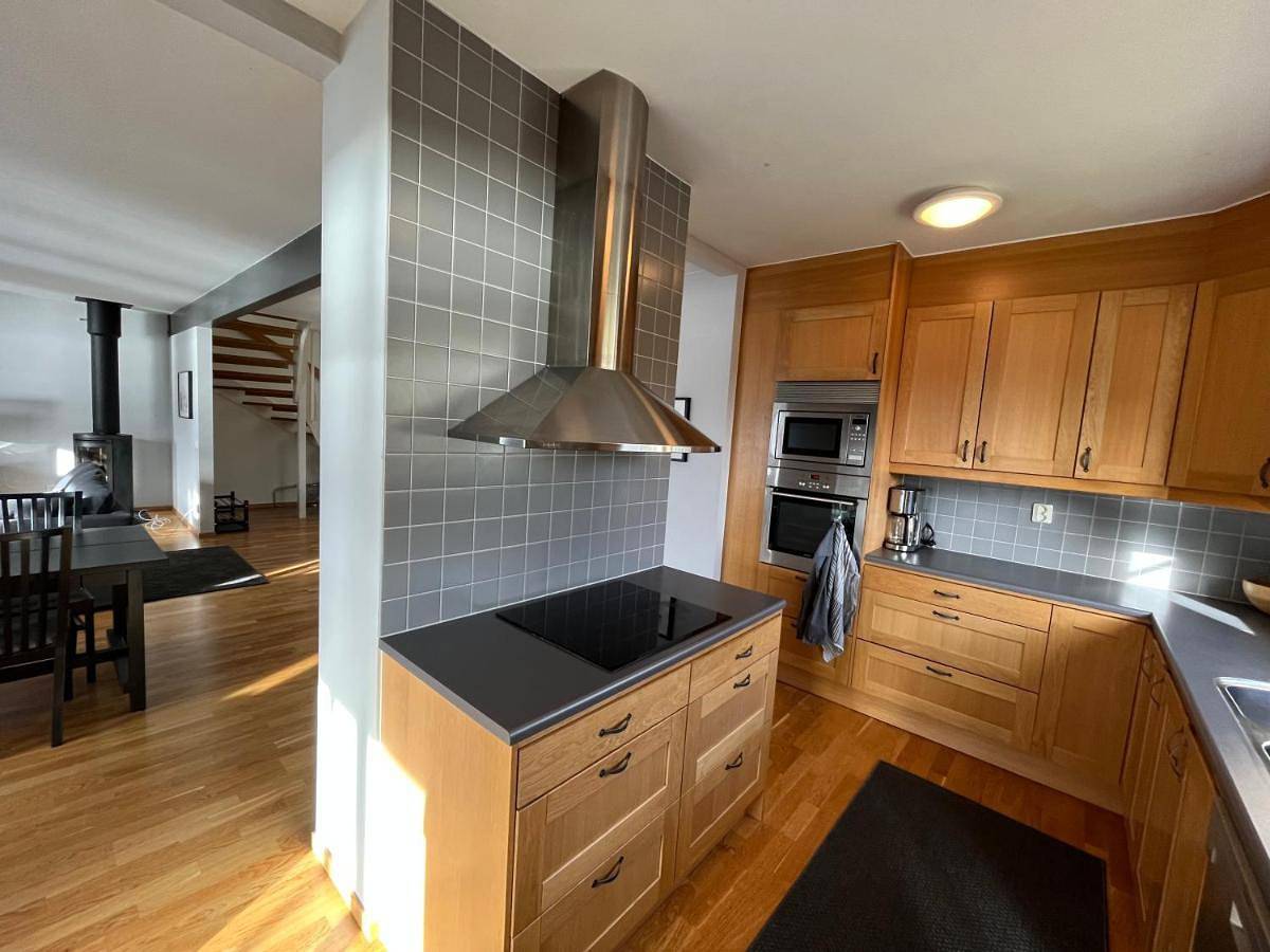 Hel lägenhet, Apartment with Lake View (10 Adults) in Funäsfjällen