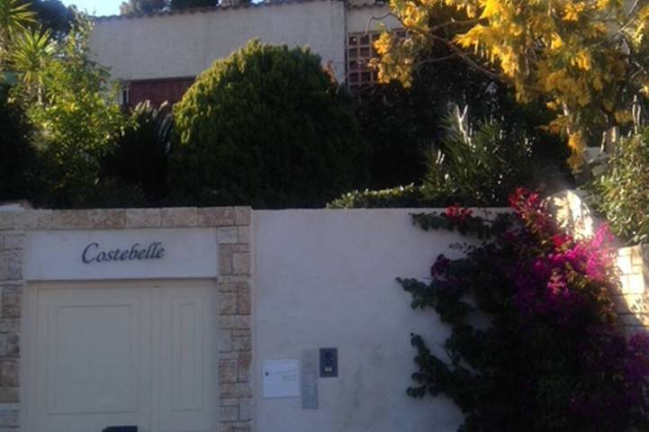 Gîte pour 4 personnes, avec jardin et terrasse dans Casino De Cassis