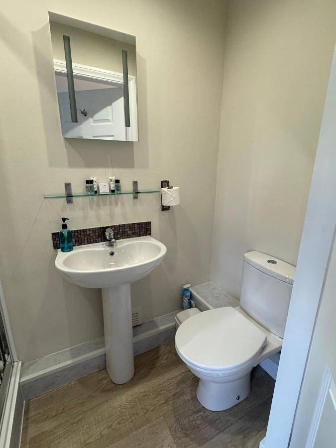 Deluxe Double Room with Shower in Northumberland
