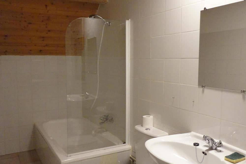 Appartement entier, Appartement confortable dans chalet avec vue splendide in Allos, Région Castellane