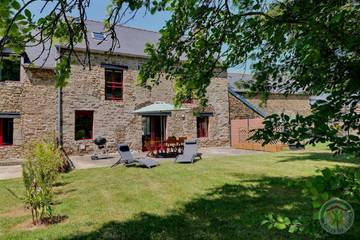 Maison De Vacances pour 8 Personnes dans Miniac-Morvan, Région de Saint-Malo, Photo 2