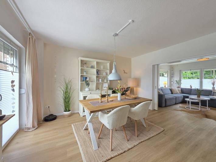 Feriehus for 4 personer, med hage i Hage