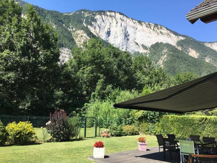 Gîte pour 8 personnes, avec jardin ainsi que terrasse et vue à Le Bourg-d'Oisans - 3