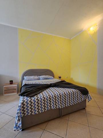 Gîte pour 5 personnes, avec jardin dans Neum