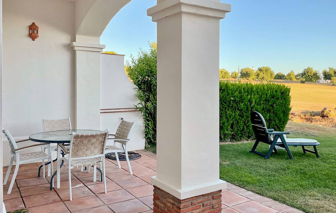Soleggiato rifugio con piscina, AC e WiFi - Appartamento 2BR in Arcos de la Frontera, Pueblos Blancos