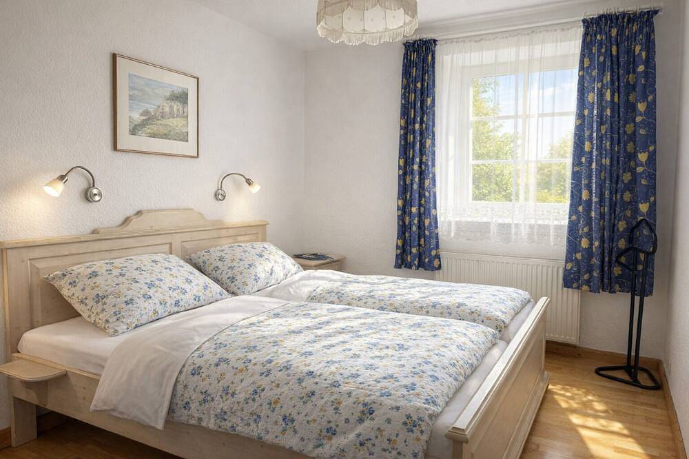Ganze Wohnung, Hof Kracht – \"Bernstein\" Wohnung für 6(-8) Personen mit Terrasse & Ostseeblick in Putgarten, Rügen