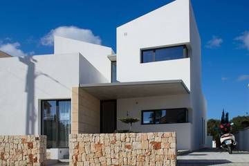 Finca für 5 Personen, mit Terrasse und Garten in Cala Llombards