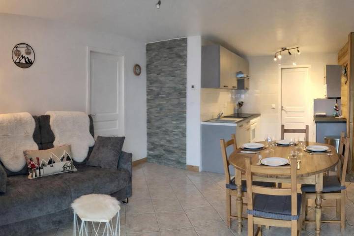 Gîte pour 4 personnes, avec Terrasse et Vue à Thônes - 3