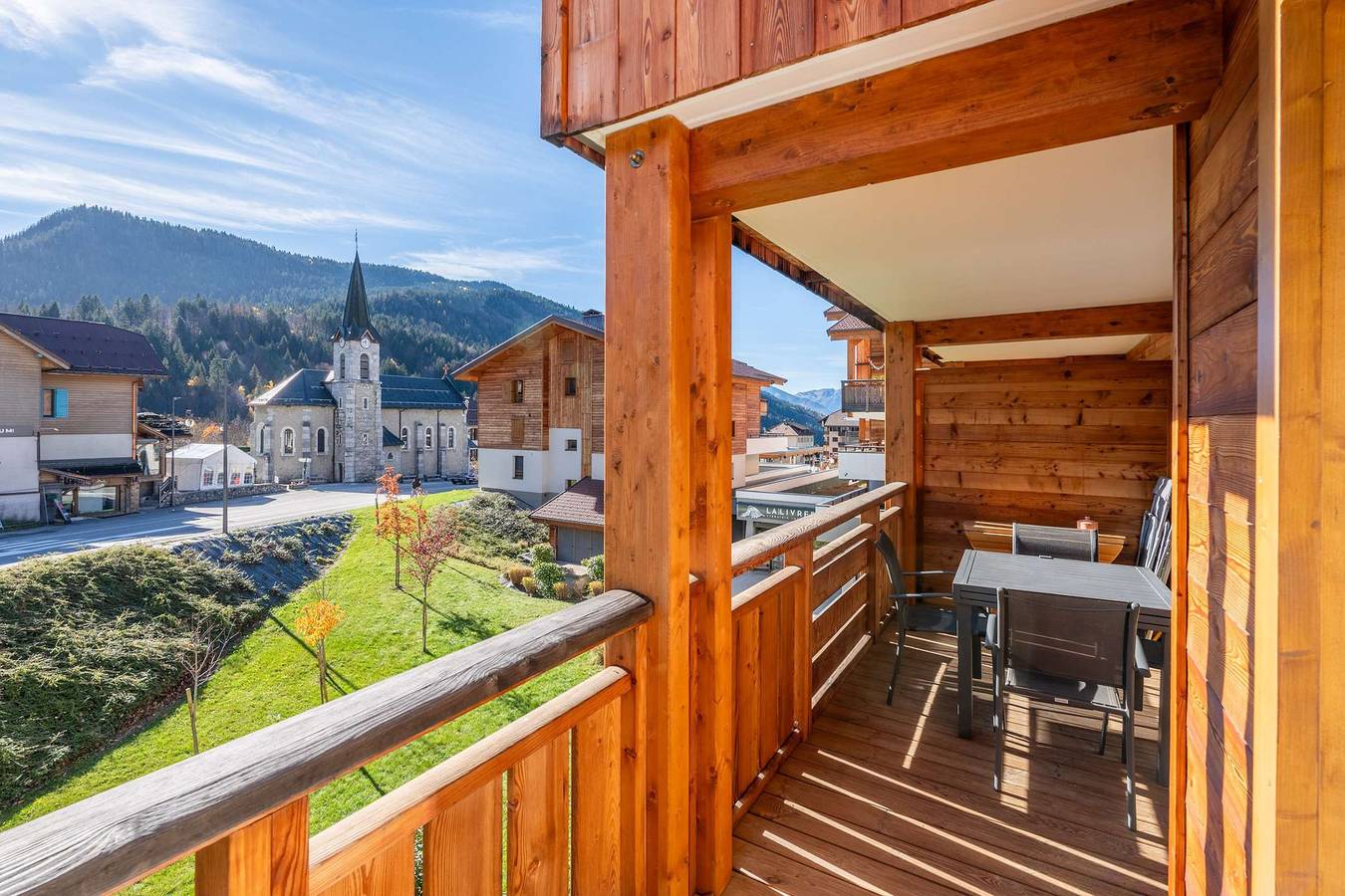 Entire holiday apartment, Diamant : Appartement lumineux avec garage, centre village in Saint-Jean-de-Sixt, Annecy region