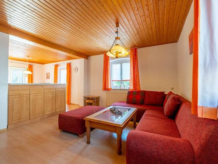 Ferienhaus in Bärnau mit Schwimmbecken in Bärnau, Naturpark Nördlicher Oberpfälzer Wald