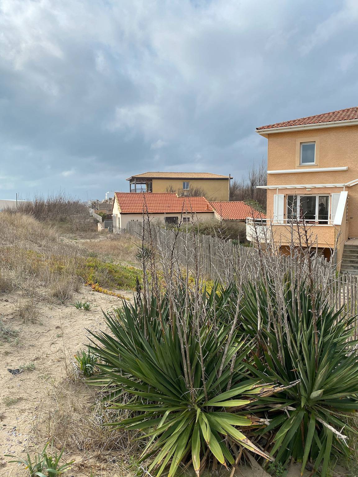 Casa de Vacaciones 'Los Pies en el Agua' con Vista al Mar, Wi-Fi y Aire Acondicionado in Marseillan-Plage, Marseillan