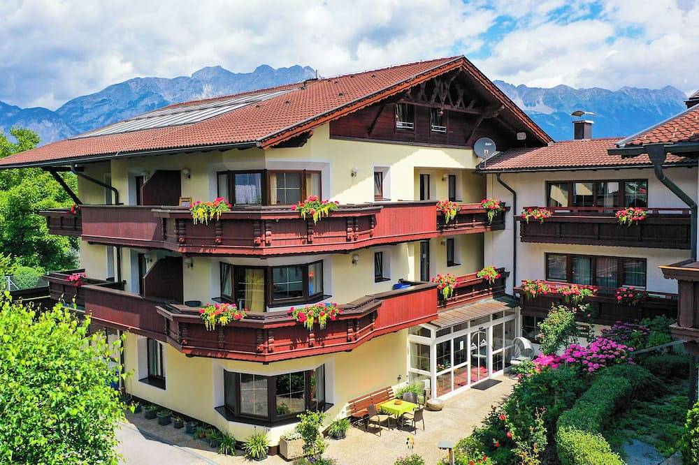Apartamento inteiro, Cozy, bright apartment for holidaymakers in the Tyrolean mountains! in Stubai Alps, Mutters
