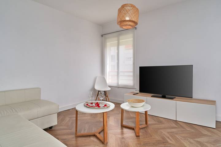 Appartement entier, Appartement 'La Mejor' avec vue sur la mer, piscine partagée et Wi-Fi in Torrox Costa, Torrox