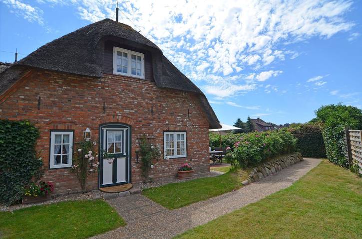 Ferienhaus für 3 Personen, mit Terrasse und Garten in Westerland