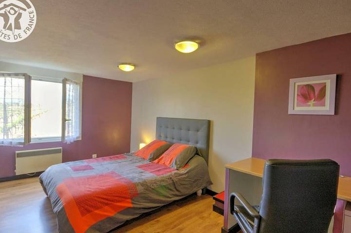 Gîte pour 2 personnes, avec piscine à Malleval - 2