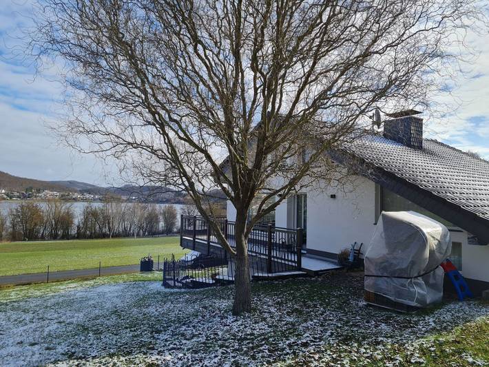 Ferienhaus für 6 Personen, mit Balkon und Terrasse sowie Garten und Ausblick am Edersee - 4