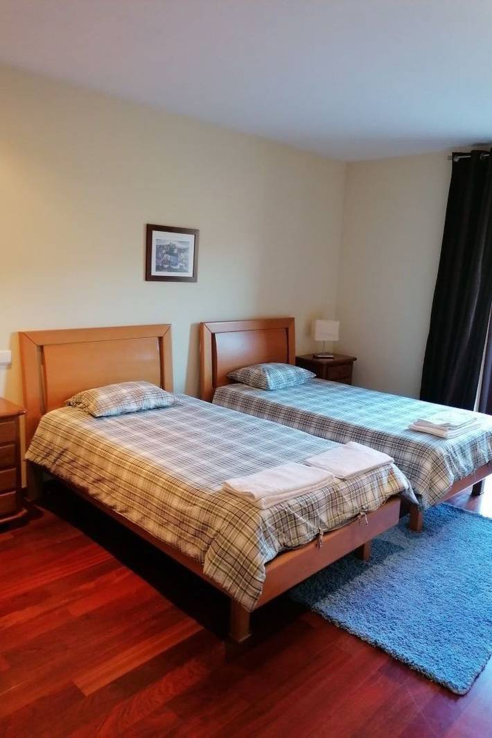 Location de vacances pour 5 personnes, avec piscine et jardin dans Amares - 2