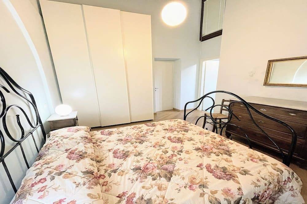 Entire apartment, Terrazza Duomo/Spoleto Centre/Pedestrian/Slps 6/Wifi/Rome 1 Hr in Spoleto, Perugia Province